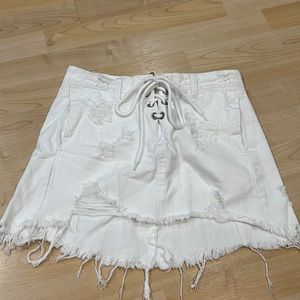 Women’s white jean skirt